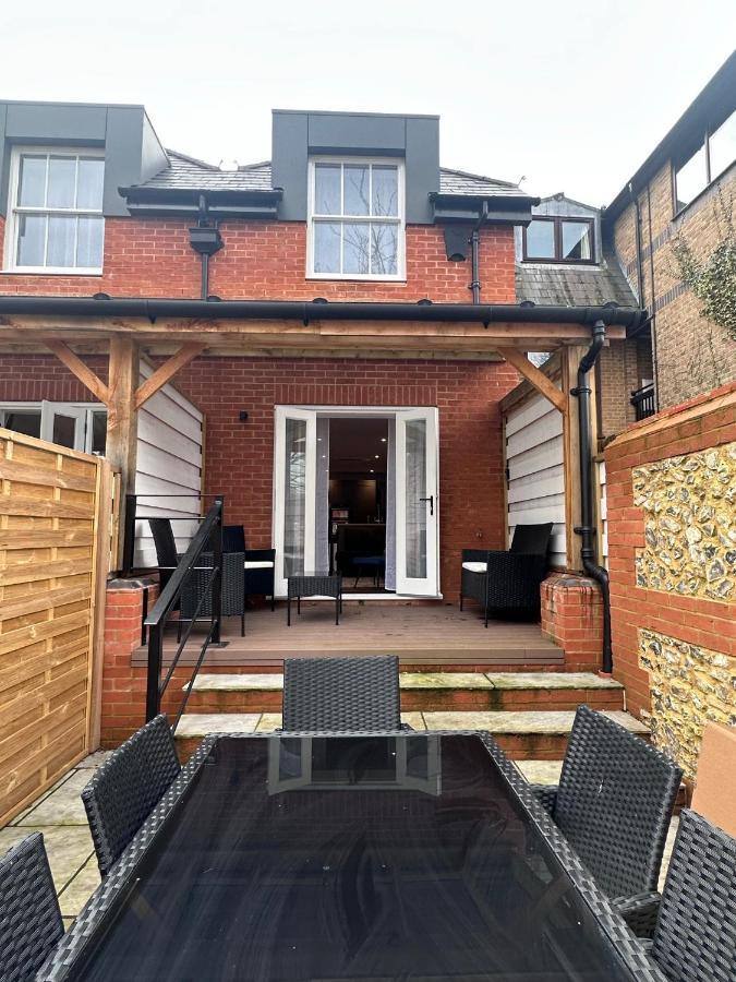 הוילה ווינצ'סטר Beautiful House On The River Itchen מראה חיצוני תמונה